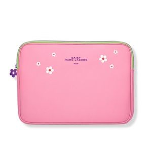 Vibrant Pink Marc Jacobs Daisy Pop Laptop Case 14” or less Brand new